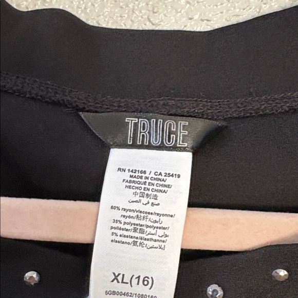 MWT Truce Girls Studded Long Sleeve Top Size XL (16) - Picture 4 of 6